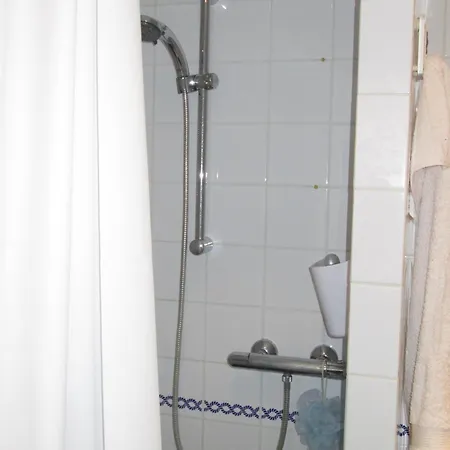 Maison A L'herbaudiere, Proche Et Commerces, Pour 6 Personnes - Fr-1-823-60